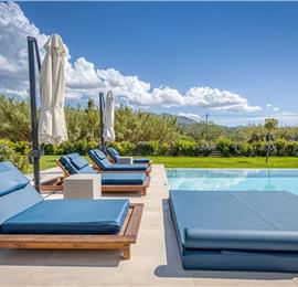 5 bedroom luxury seaside villa with indoor & outdoor pool, near Acharavi, sleeps 10